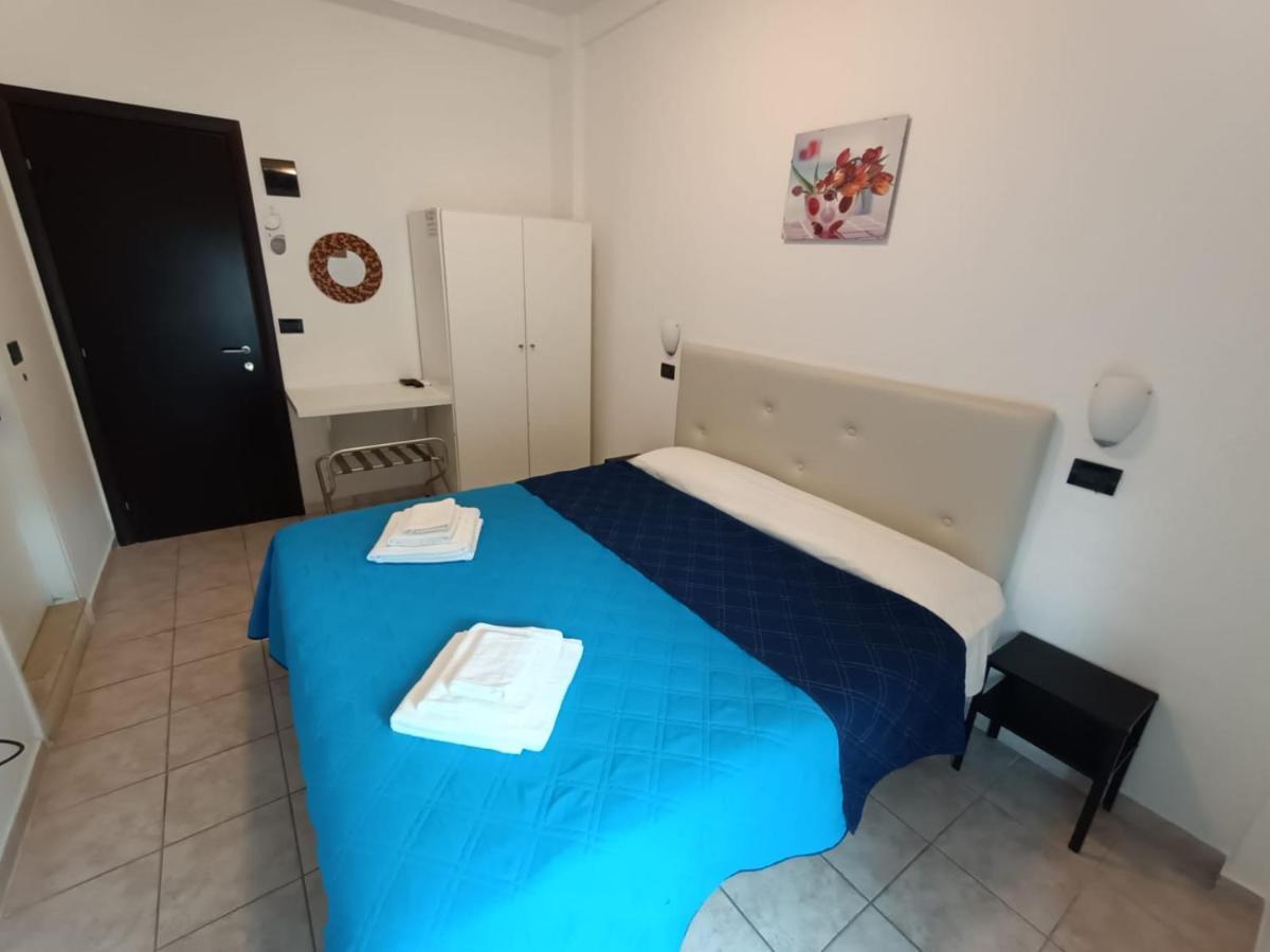 Hotel La Torre 切尔维亚 外观 照片